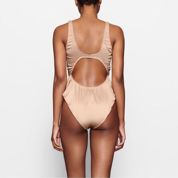 SKIMS Pink Sand Woven Tie Front Shine Teddy Sz XL NWT - Picture 12 of 14